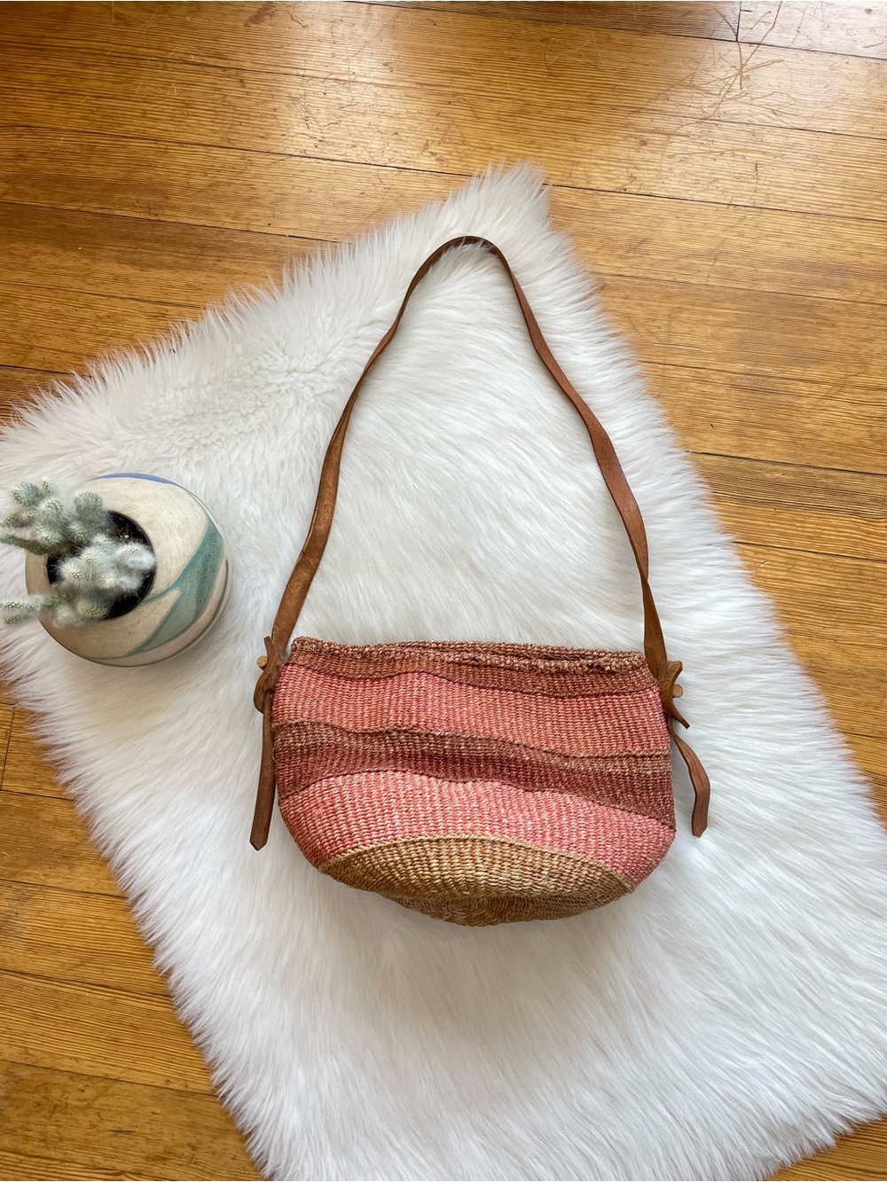 Handwoven vintage Sisal basket market tote bag